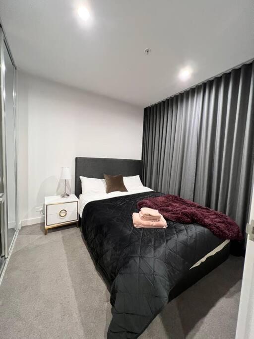 Comfy 2 Bed Apartment In The Heart Of Мельбурн Экстерьер фото